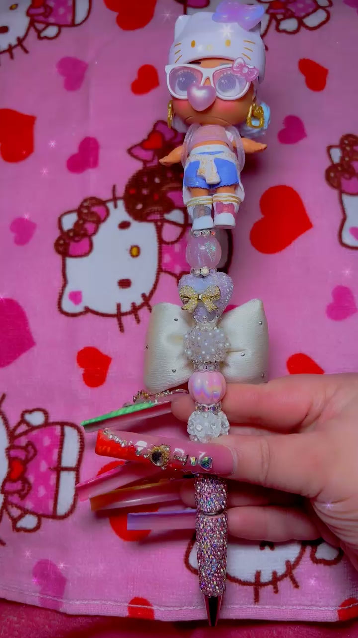 lol HK50th doll. Pen